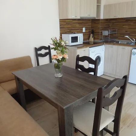 Capuccino Guest Apartments - Free Parking And Wi-Fi Sunny Beach Exterior photo