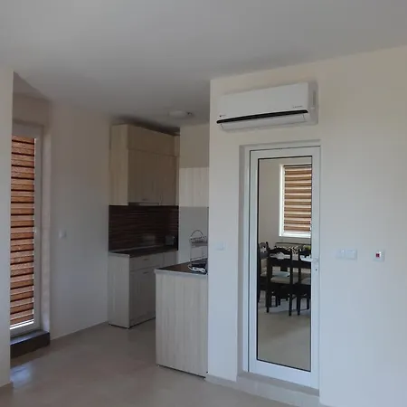 Capuccino Guest Apartments - Free Parking And Wi-Fi Sunny Beach Exterior photo