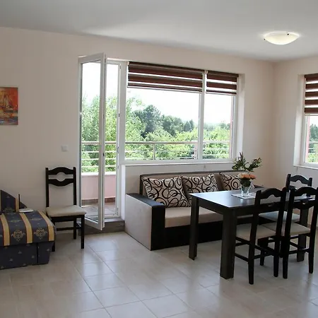 Capuccino Guest Apartments - Free Parking And Wi-Fi Sunny Beach Exterior photo