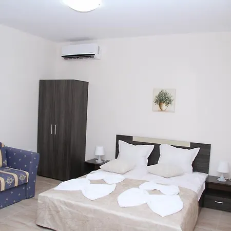 Capuccino Guest Apartments - Free Parking And Wi-Fi Sunny Beach Exterior photo