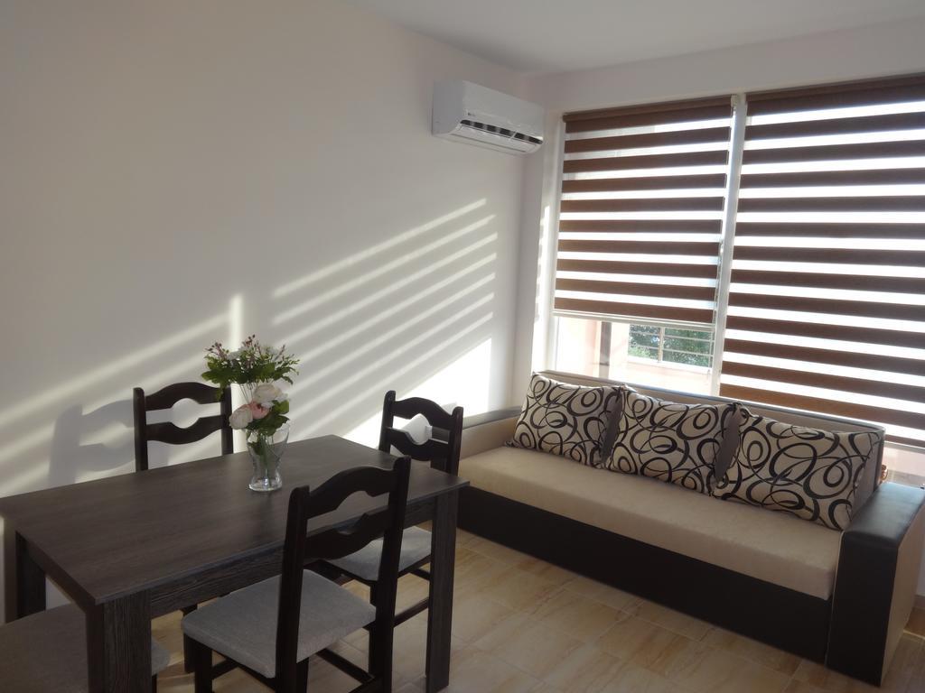 Apartment Capuccino Guest - Free Parking And Wi-fi Sunny Beach