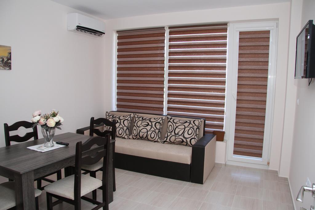 Capuccino Guest - Free Parking And Wi-fi Apartment Sunny Beach