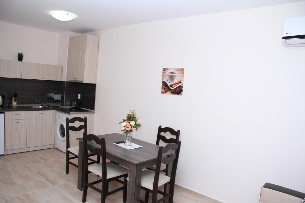 Capuccino Guest - Free Parking And Wi-fi Apartment *
