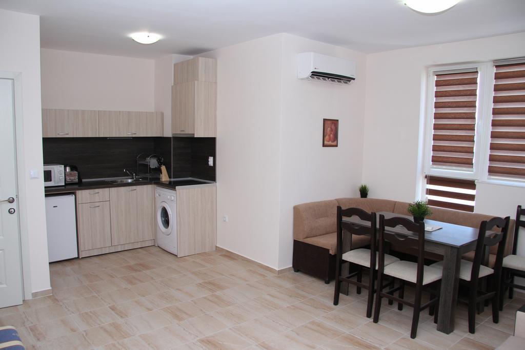 Capuccino Guest - Free Parking And Wi-fi * Sunny Beach